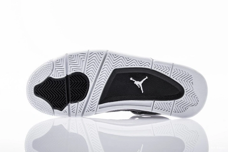 Jordan Pack 4 Fear Retro 626969-030  0404